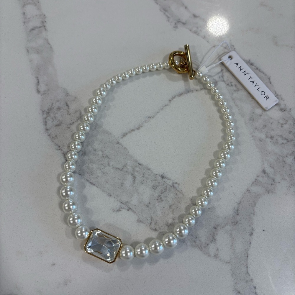 Ann Taylor Pearl Rhinestone Crystal Statement Necklace